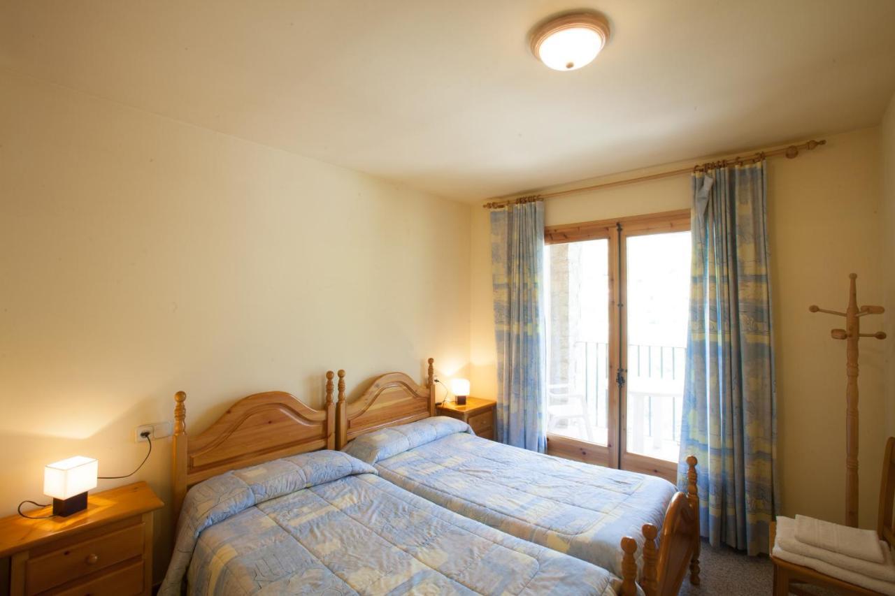 Apartaments Castellar De N'Hug Appartement *