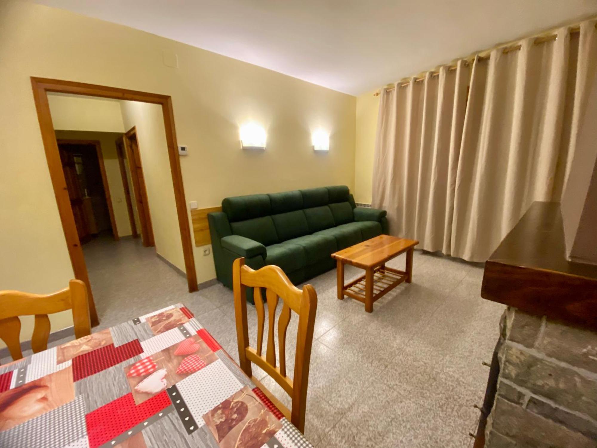 Apartaments Castellar De N'Hug Appartement